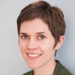 Erin Breeze